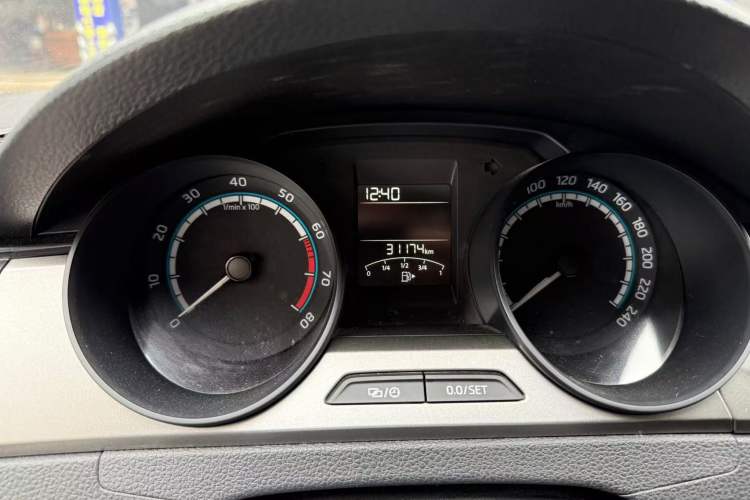 Used Skoda Rapid 2020 1.5L Automatic Standard Edition Odometer Close Up