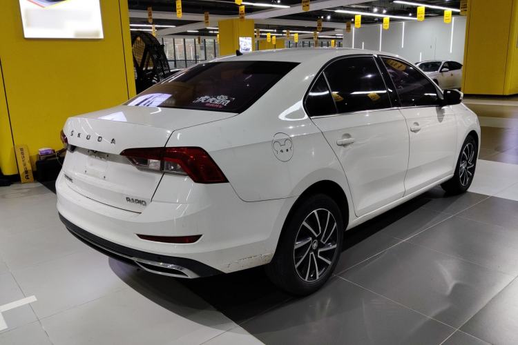 Used Skoda Rapid 2020 1.5L Automatic Comfort Edition Rear Right 45 Deg