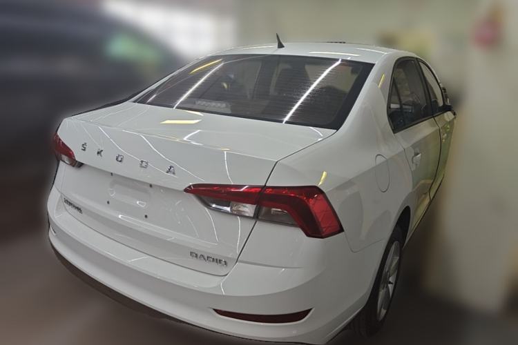 Used Skoda Rapid 2020 1.5L Automatic Standard Edition Rear Right 45 Deg