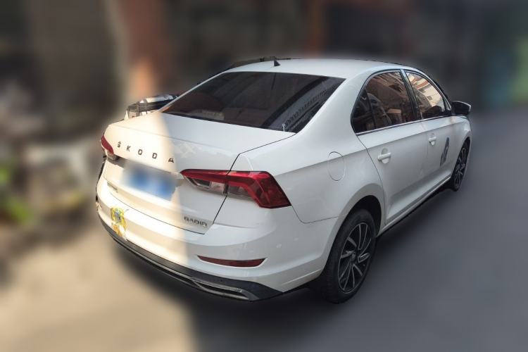 Used Skoda Rapid 2020 1.5L Automatic Comfort Edition Rear Right 45 Deg