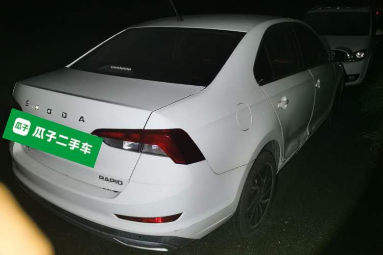 Used Skoda Rapid 2020 1.5L Automatic Comfort Edition Rear Right 45 Deg