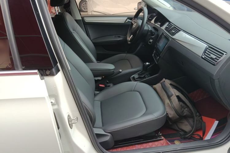 Used Skoda Rapid 2020 1.5L Automatic Comfort Edition Right Front Seat