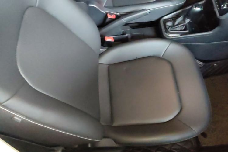 Used Skoda Rapid 2020 1.5L Automatic Comfort Edition Right Front Seat