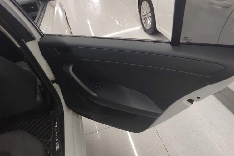 Used Skoda Rapid 2020 1.5L Automatic Standard Custom Edition Right Rear Door Interior