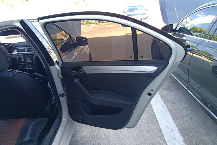 Used Skoda Rapid 2020 1.5L Automatic Comfort Edition Right Rear Door Interior