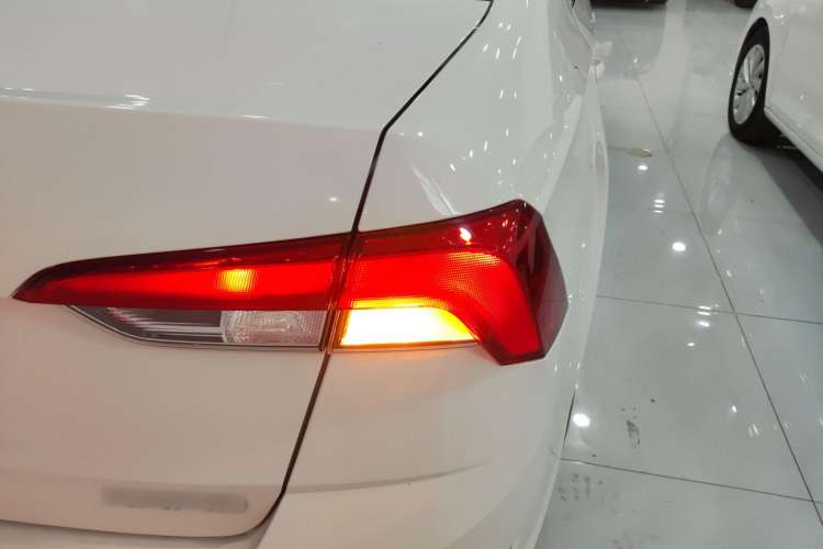 Used Skoda Rapid 2020 1.5L Automatic Comfort Edition Right Rear Taillight