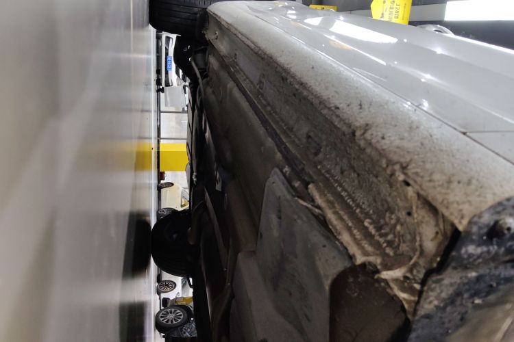 Used Skoda Rapid 2020 1.5L Automatic Comfort Edition Right Side Sill