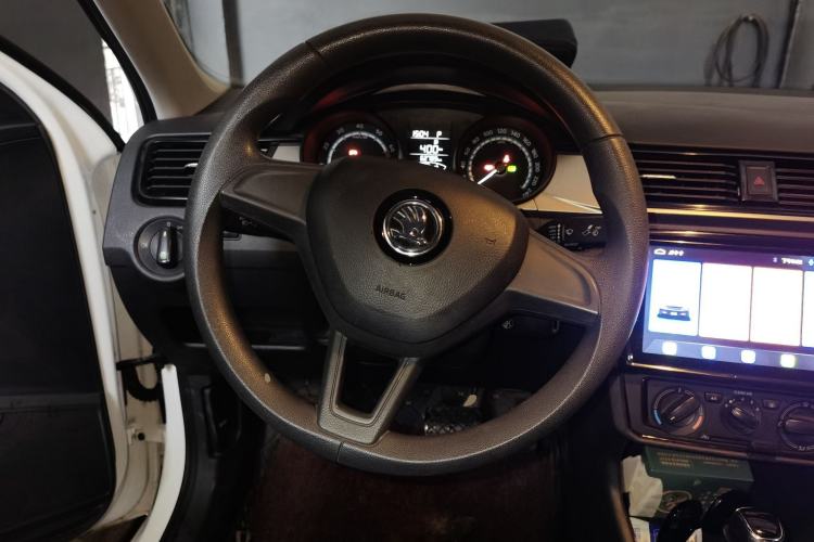 Used Skoda Rapid 2020 1.5L Automatic Standard Edition Steering Wheel