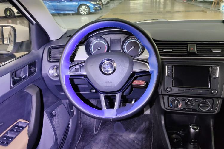 Used Skoda Rapid 2020 1.5L Automatic Standard Edition Steering Wheel