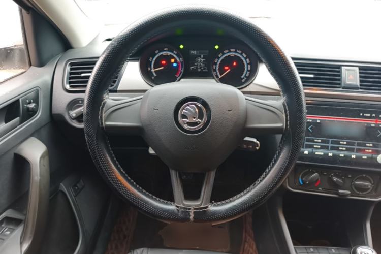 Used Skoda Rapid 2020 1.5L Manual Standard Edition Steering Wheel