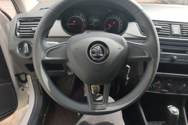 Used Skoda Rapid 2020 1.5L Automatic Standard Edition Steering Wheel