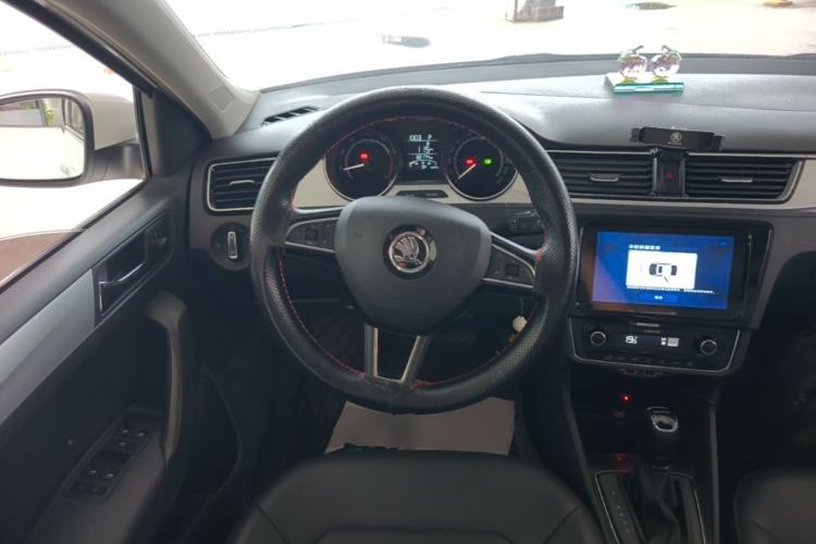 Used Skoda Rapid 2020 1.5L Automatic Comfort Edition Steering Wheel