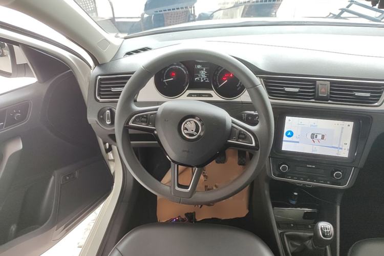 Used Skoda Rapid 2020 1.5L Manual Comfort Edition Steering Wheel