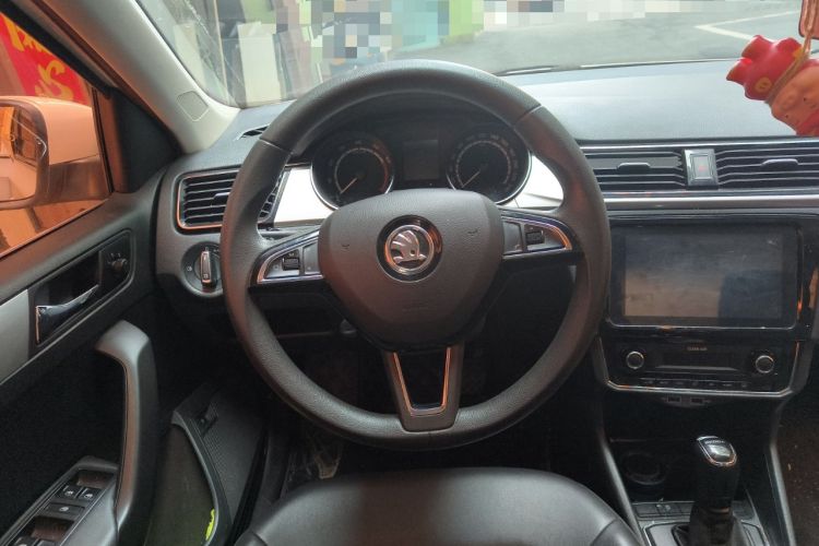 Used Skoda Rapid 2020 1.5L Automatic Comfort Edition Steering Wheel