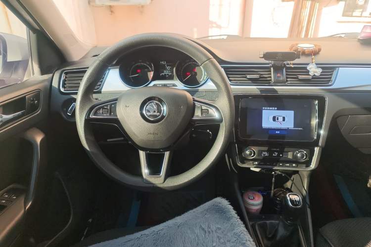 Used Skoda Rapid 2020 1.5L Manual Comfort Edition Steering Wheel