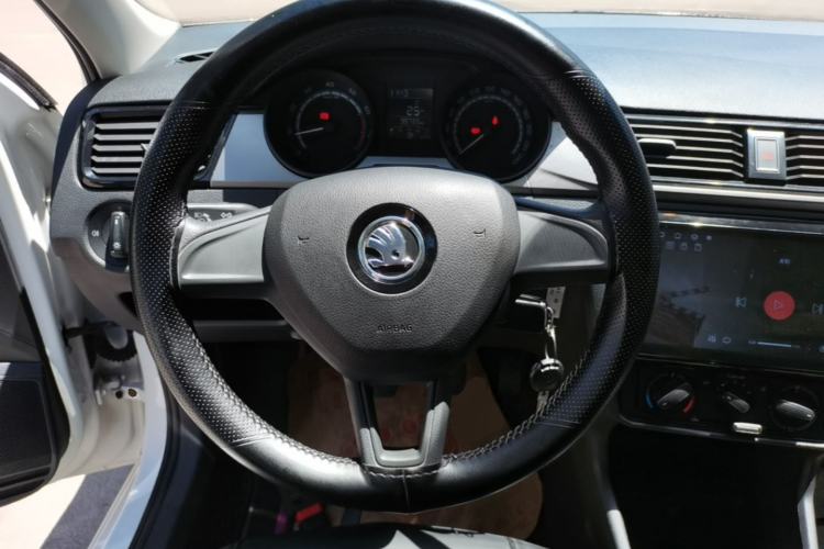 Used Skoda Rapid 2020 1.5L Manual Standard Edition Steering Wheel