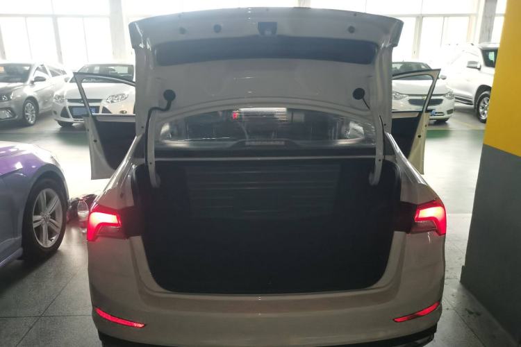 Used Skoda Rapid 2020 1.5L Automatic Comfort Edition Trunk