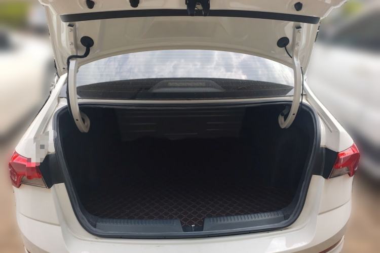 Used Skoda Rapid 2020 1.5L Automatic Standard Edition Trunk