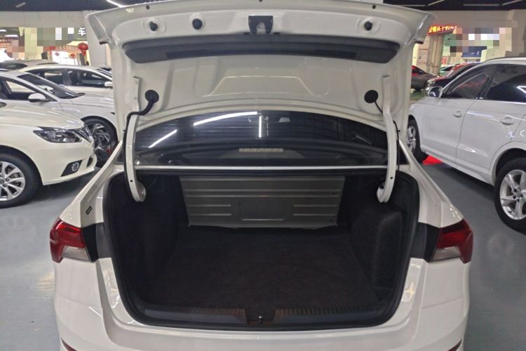 Used Skoda Rapid 2020 1.5L Automatic Comfort Edition Trunk