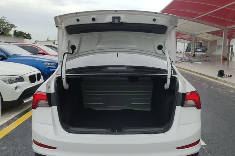 Used Skoda Rapid 2020 1.5L Automatic Comfort Edition Trunk