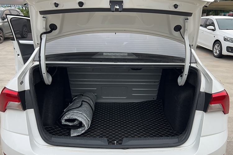 Used Skoda Rapid 2020 1.5L Automatic Comfort Edition Trunk
