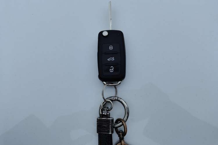 Used Skoda Rapid 2020 1.5L Manual Comfort Edition Vehicle Key