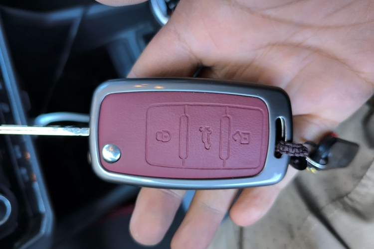 Used Skoda Rapid 2020 1.5L Manual Comfort Edition Vehicle Key