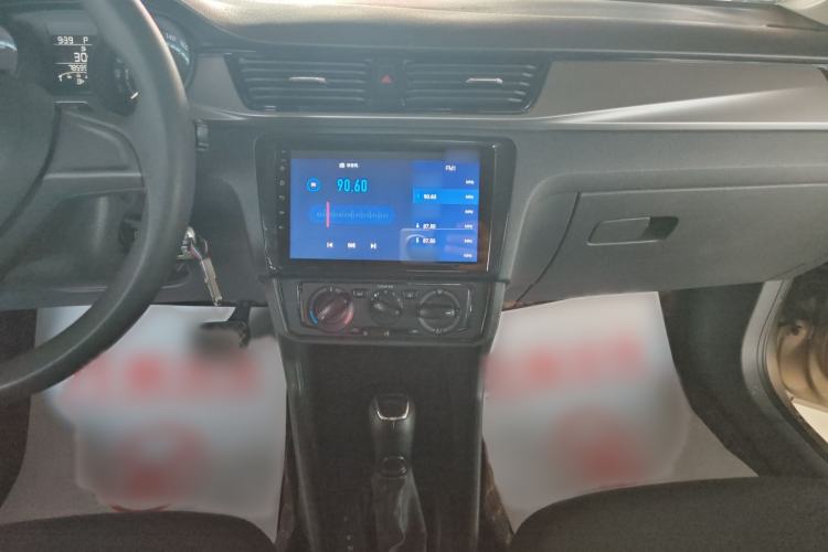 Used Skoda Rapid 2020 1.5L Automatic Standard Edition Audio And AC Panel