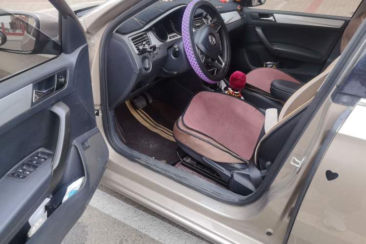 Used Skoda Rapid 2020 1.5L Automatic Comfort Edition Driver Seat
