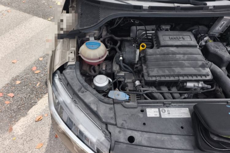 Used Skoda Rapid 2020 1.5L Automatic Comfort Edition Engine Bay Right