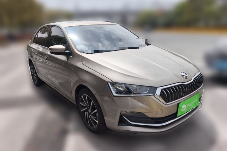 Used Skoda Rapid 2020 1.5L Automatic Comfort Edition Front Right 45 Deg