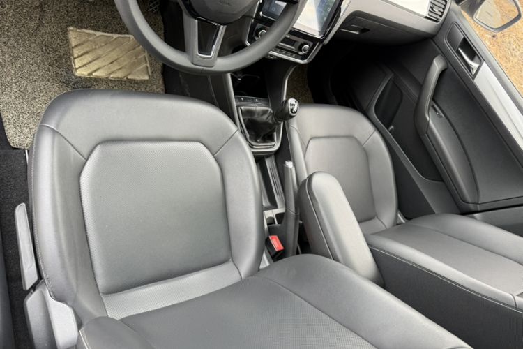 Used Skoda Rapid 2020 1.5L Manual Comfort Edition Interior 4