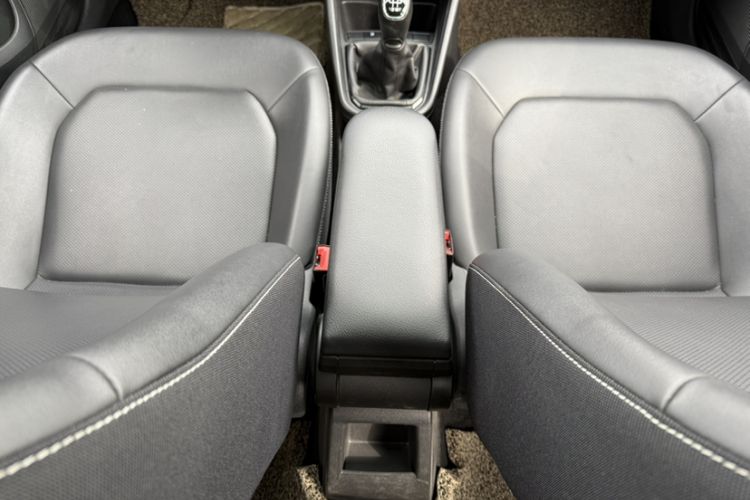 Used Skoda Rapid 2020 1.5L Manual Comfort Edition Interior 8