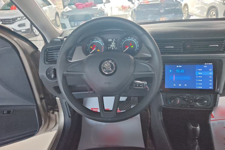 Used Skoda Rapid 2020 1.5L Automatic Standard Edition Steering Wheel