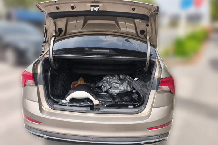 Used Skoda Rapid 2020 1.5L Automatic Comfort Edition Trunk