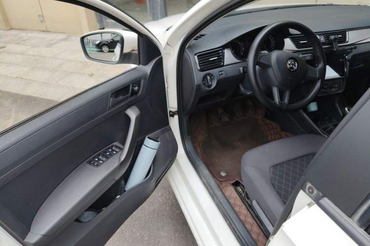 Used Skoda Rapid  Driver Seat