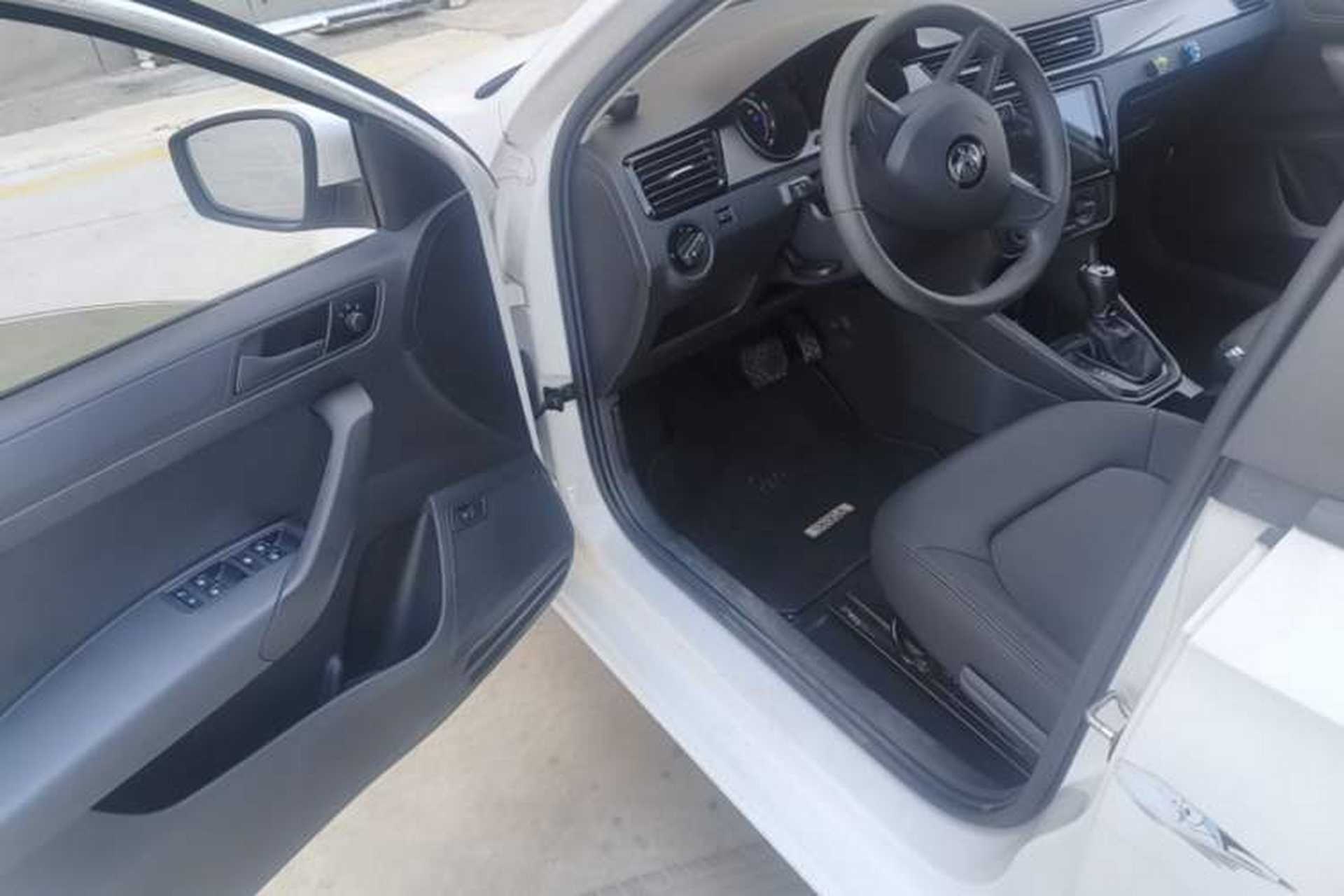 Used Skoda Rapid 2022 1.5L Automatic Comfort Edition Driver Seat