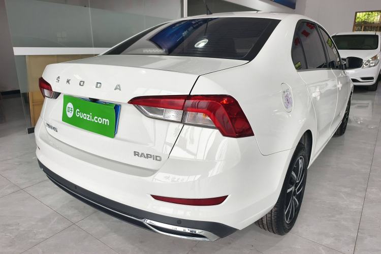 Used Skoda Rapid 2022 1.5L Automatic Comfort Edition Exterior 4