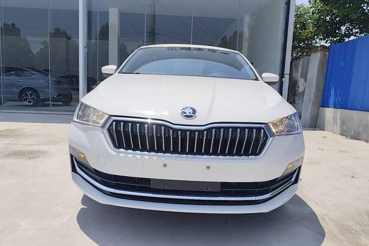 Used Skoda Rapid 2022 1.5L Automatic Comfort Edition Front