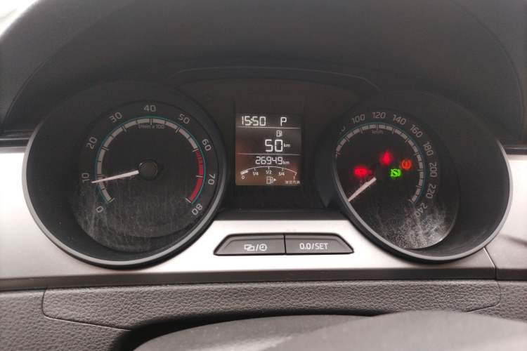 Used Skoda Rapid 2022 1.5L Automatic Comfort Edition Instrument Cluster