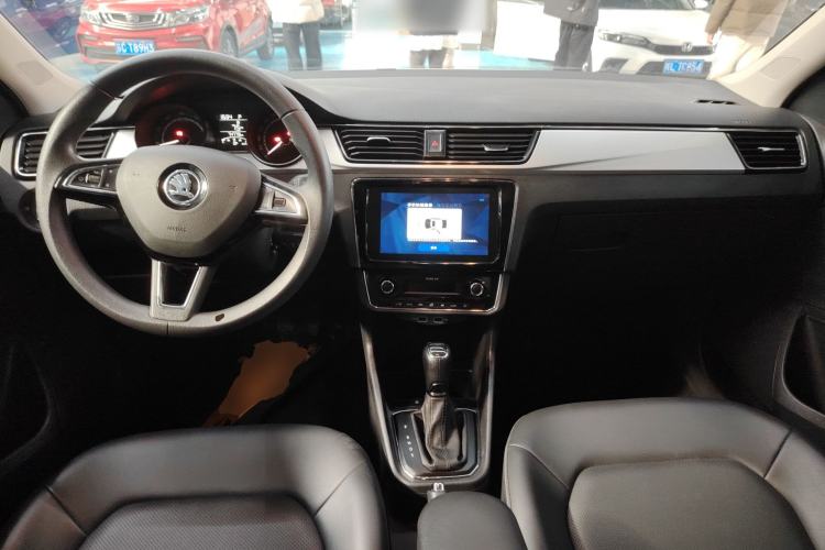 Used Skoda Rapid 2022 1.5L Automatic Comfort Edition Interior 2