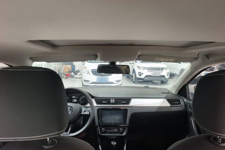 Used Skoda Rapid 2022 1.5L Automatic Comfort Edition Interior 5