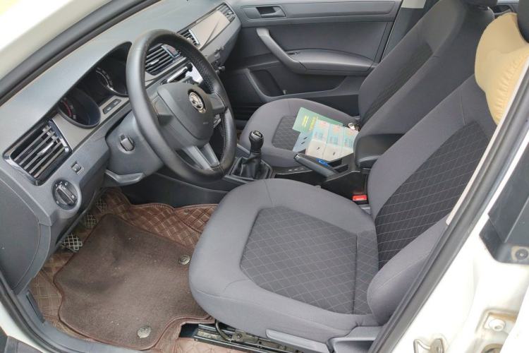 Used Skoda Rapid  Left Front Seat