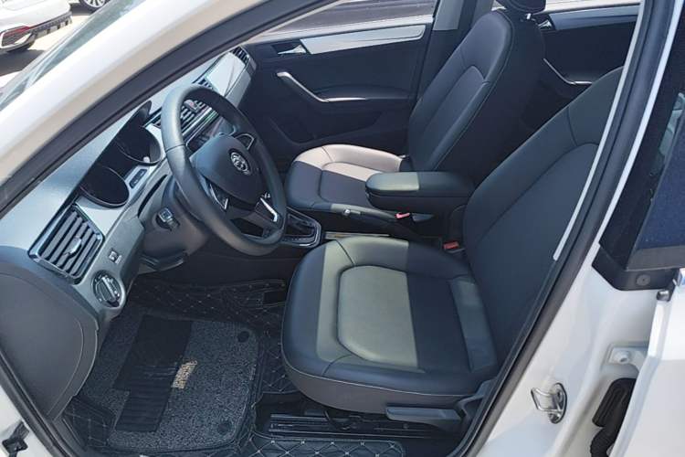 Used Skoda Rapid 2022 1.5L Automatic Comfort Edition Left Front Seat