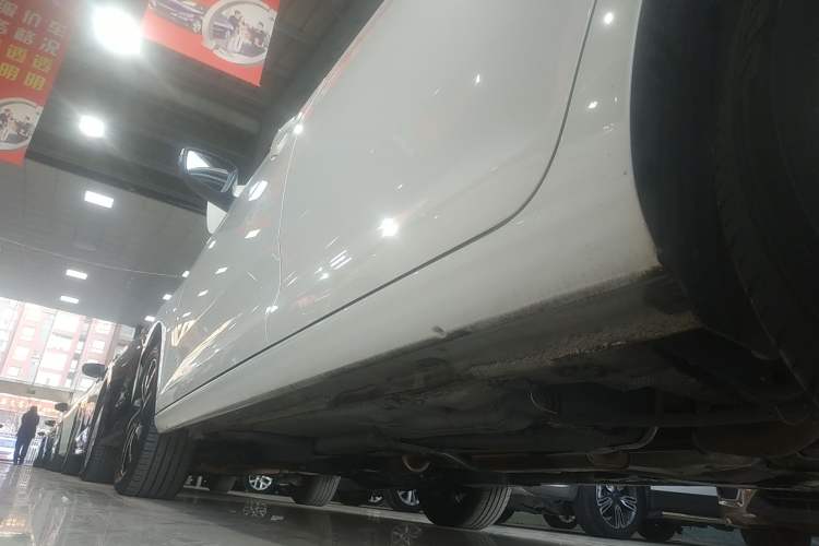 Used Skoda Rapid 2022 1.5L Automatic Comfort Edition Left Side Sill