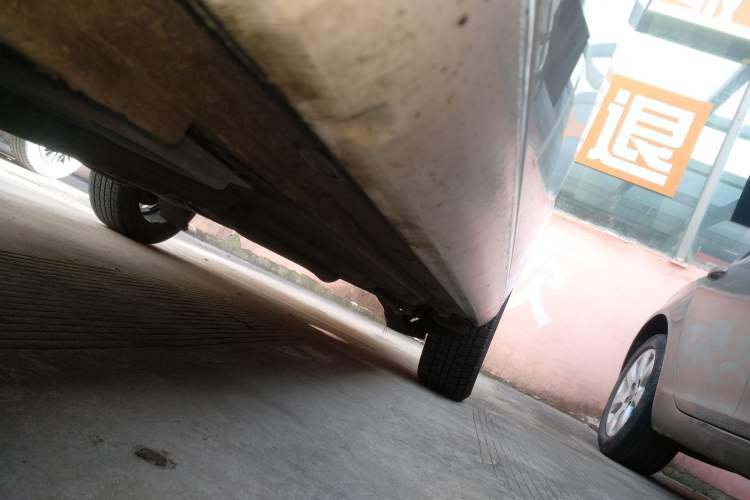 Used Skoda Rapid 2022 1.5L Automatic Comfort Edition Left Side Sill