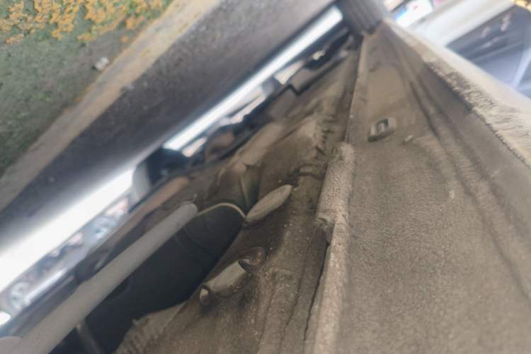 Used Skoda Rapid 2022 1.5L Automatic Comfort Edition Left Side Sill