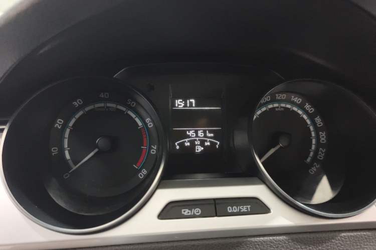 Used Skoda Rapid 2022 1.5L Automatic Comfort Edition Odometer Close Up