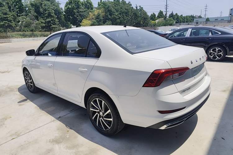 Used Skoda Rapid 2022 1.5L Automatic Comfort Edition Rear Left 45 Deg