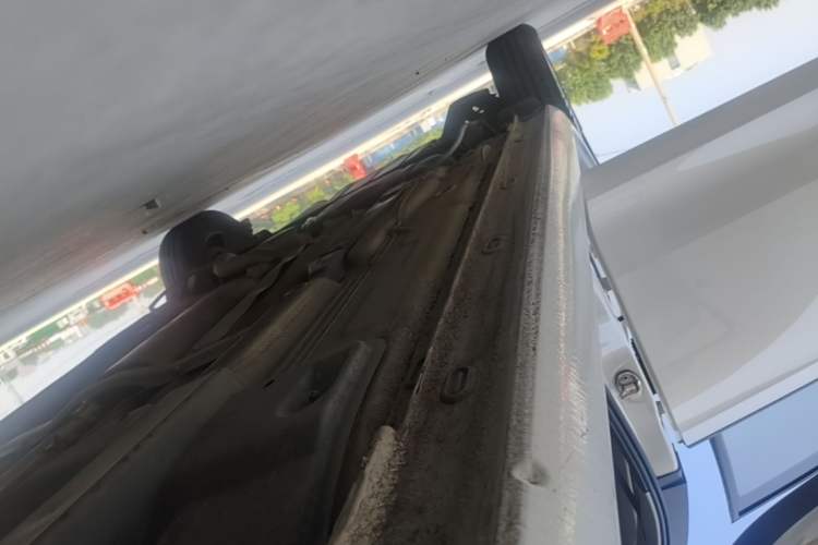Used Skoda Rapid 2022 1.5L Automatic Comfort Edition Right Side Sill